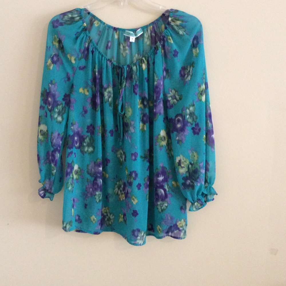 🔽 Pleione Floral Blouse